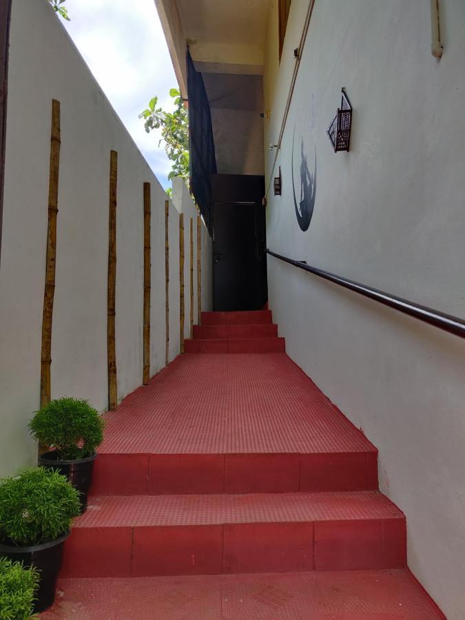 Blue Waves Beach Residency Hotel Varkala Exterior photo