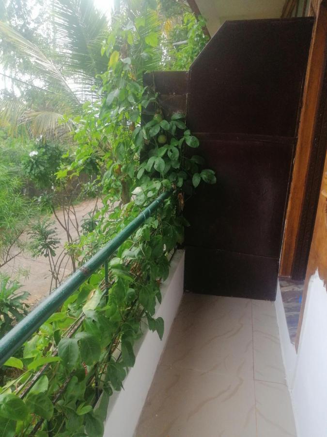 Blue Waves Beach Residency Hotel Varkala Exterior photo